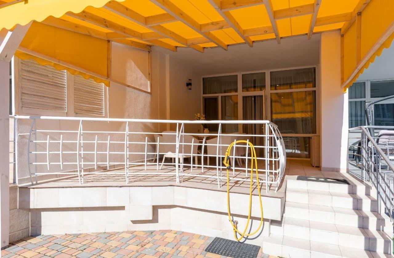 Sealoft Appartement Gribovka Buitenkant foto